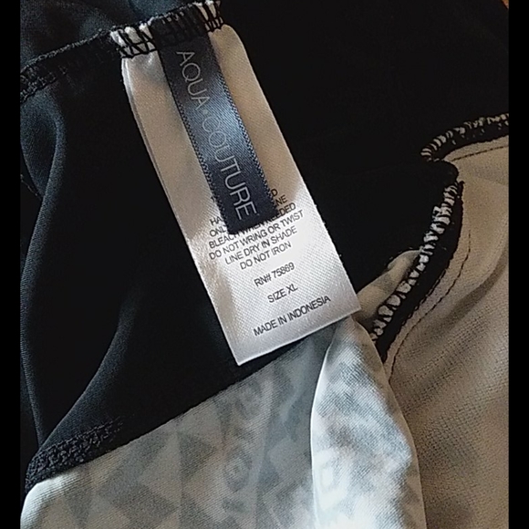 Swimsuit top - Picture 3 of 3